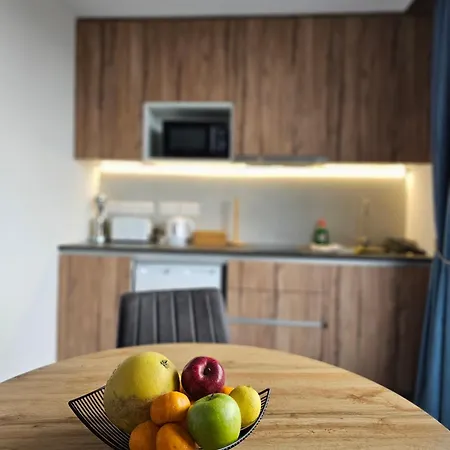 The Cliff Apartahotel